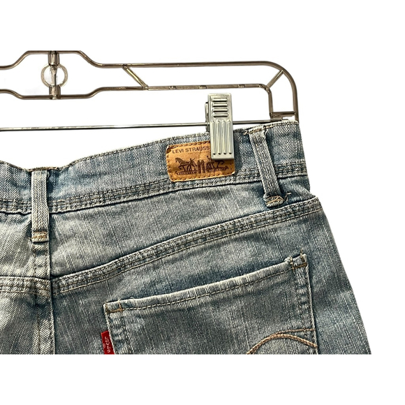 Levi Strauss Midi Shorts Light Wash Blue Denim Jean Shorts Size 5 Casual Summer - Picture 5 of 5